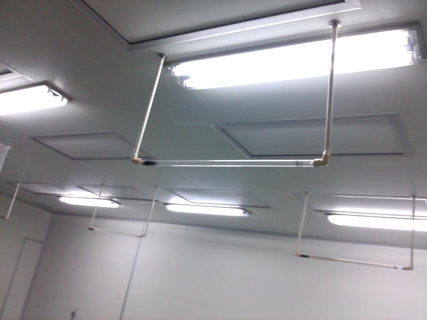 現(xiàn)代潔凈室水、氣、電系統(tǒng)的要求準(zhǔn)則 現(xiàn)代潔凈室水、氣、電系統(tǒng)的要求準(zhǔn)則